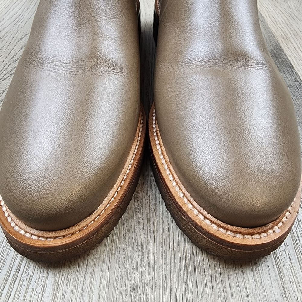 NWOB Botkier Leather Everyday Chelsea Boots size 9.5 - Picture 4 of 9